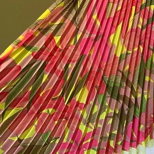 NWT SFIZIO Halter midi dress. Italian Made.